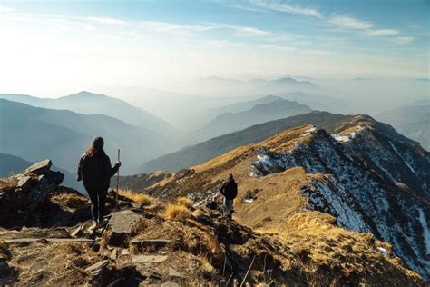 九華山全程多久：探秘山巔之旅的時空迴圈